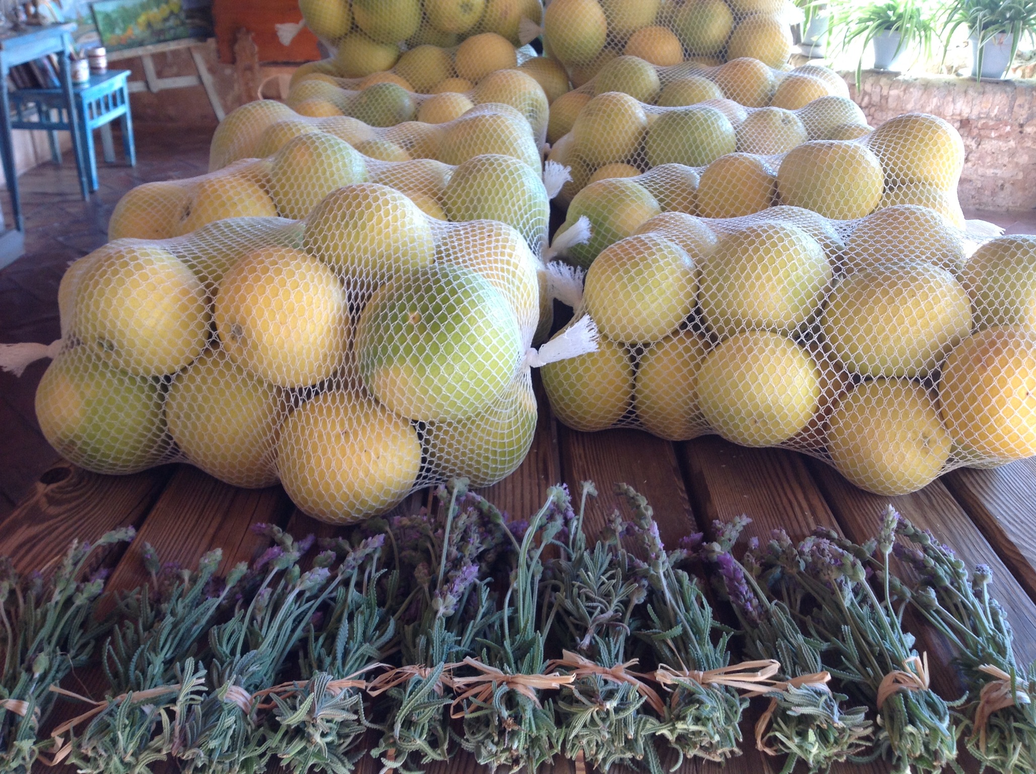 La imprtancia de crear valor añadido en tu producto, comprar pomelos.