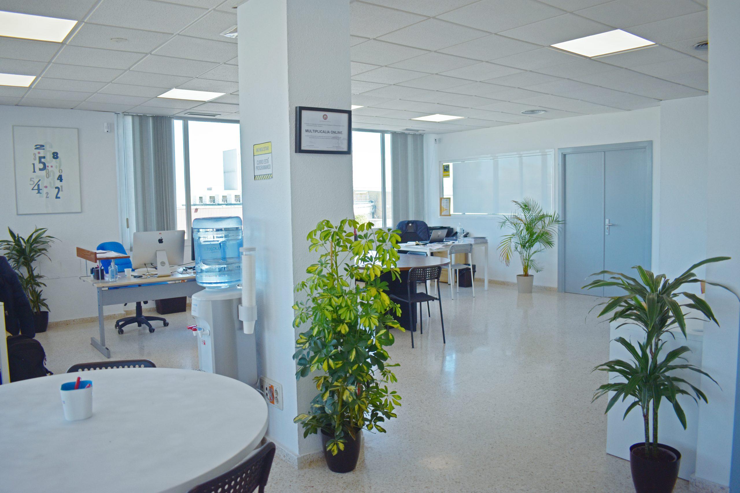 coworking-sevilla-sala-diafana