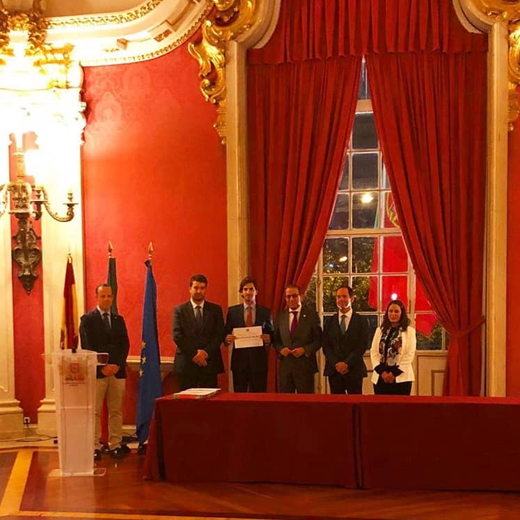 Universidad de sevilla, premio a Multiplicalia online